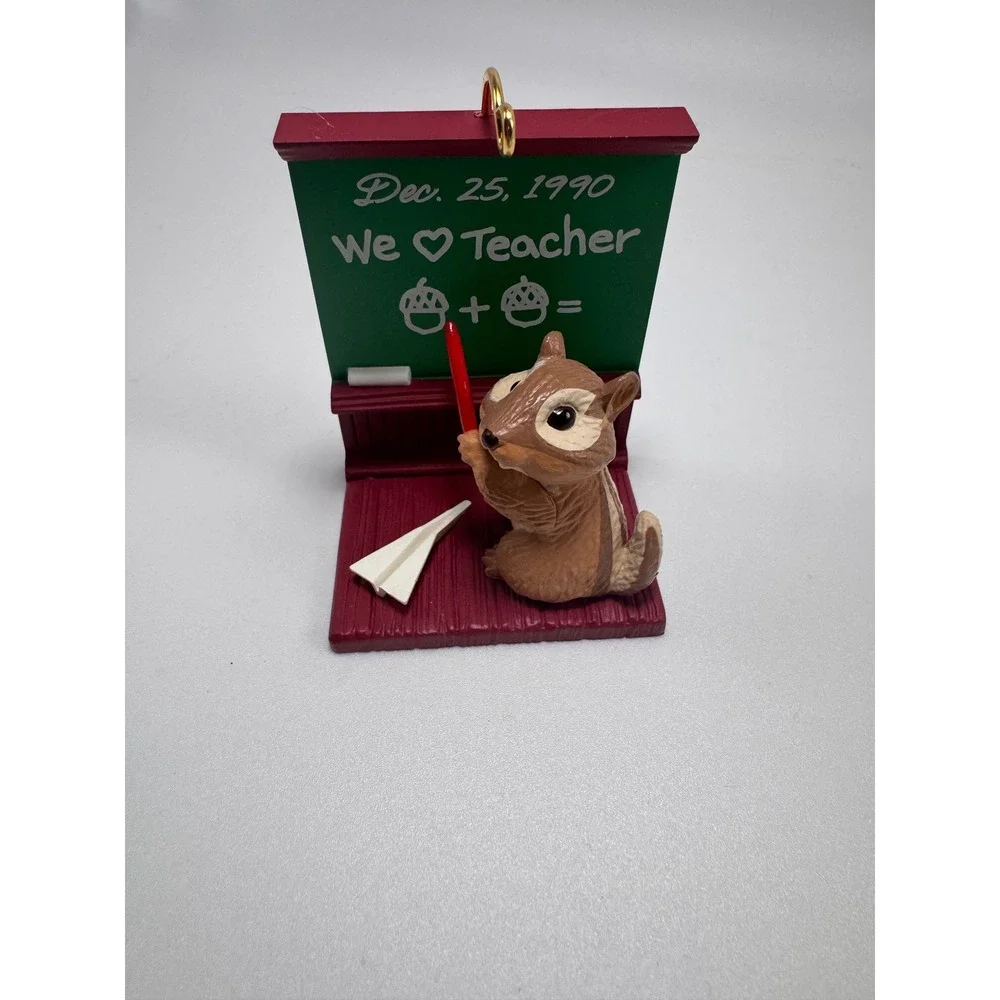 Vintage 1990 Hallmark Keepsake Ornament Teacher Chipmunk Chalkboard QX448-3